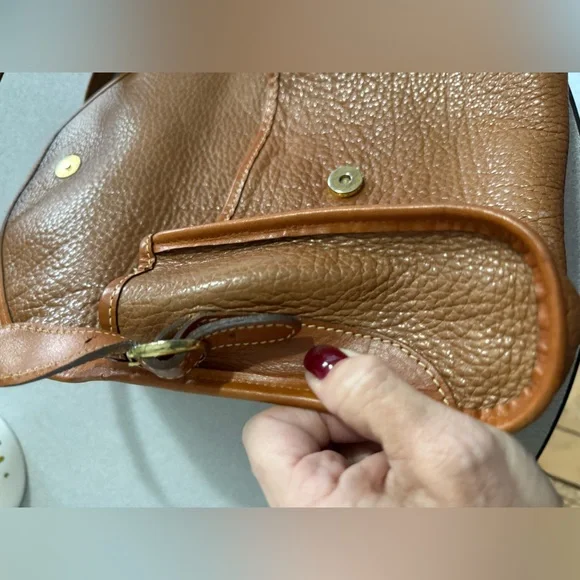 Vintage Carlos Falchi leather crossbody bag - Picture 10 of 14